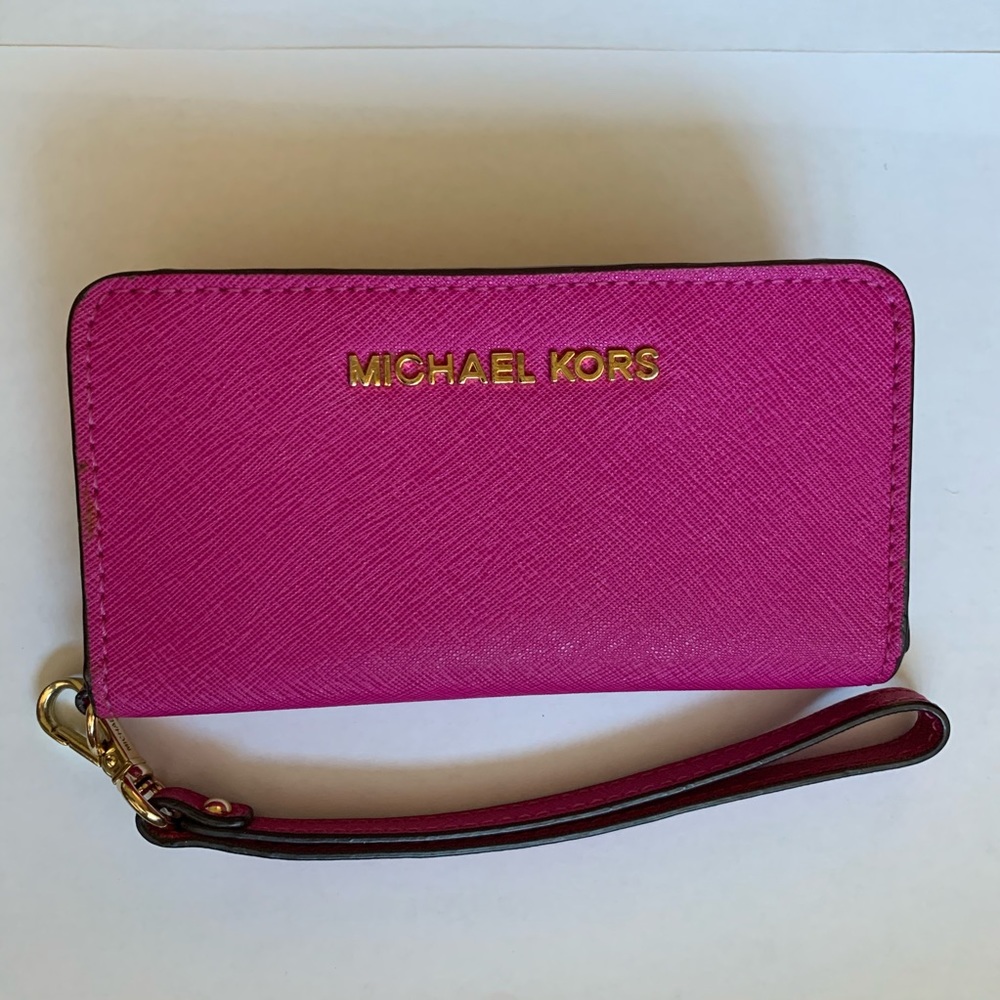Michael Kors phone/wallet wristlet